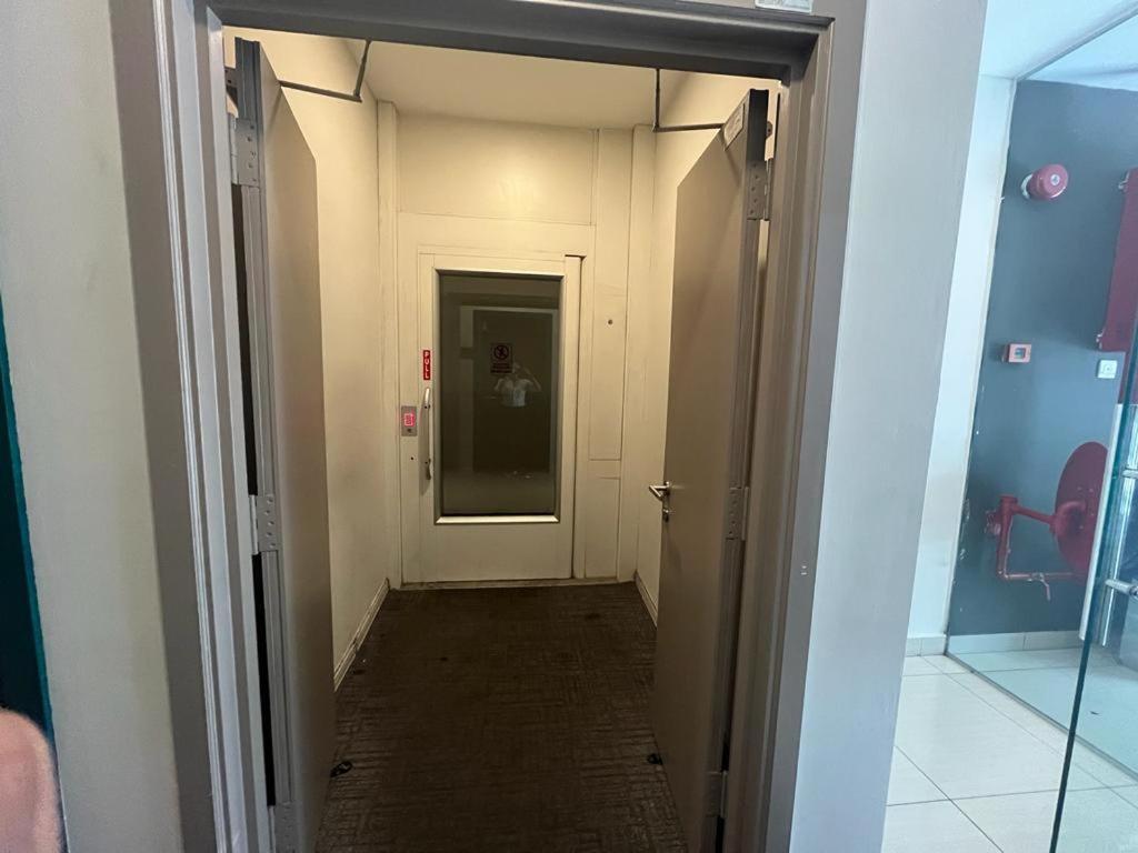 שאה אלאם Smile Hotel Subang Airport מראה חיצוני תמונה